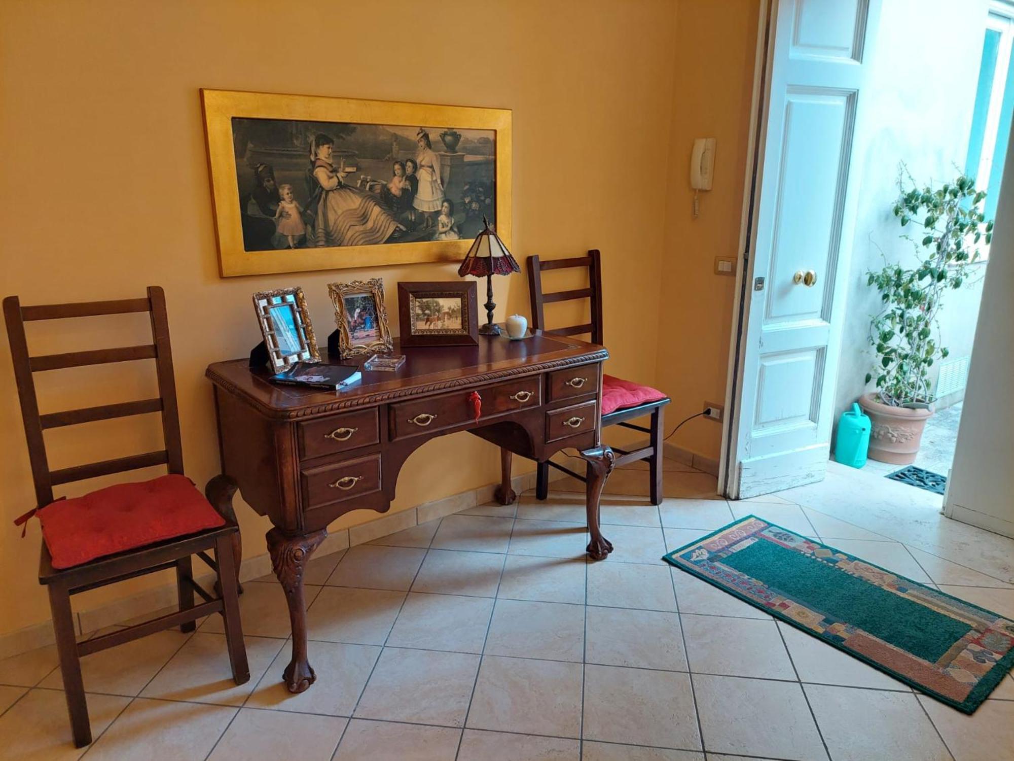 Casa Di Corte In Centro Storico Caserta Bagian luar foto